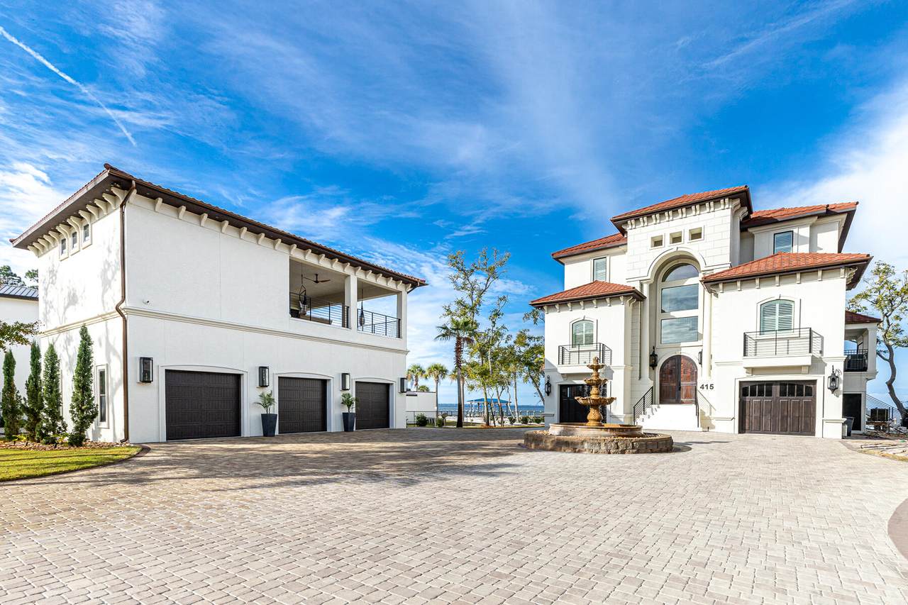 415 Driftwood Point Road - Photo 1