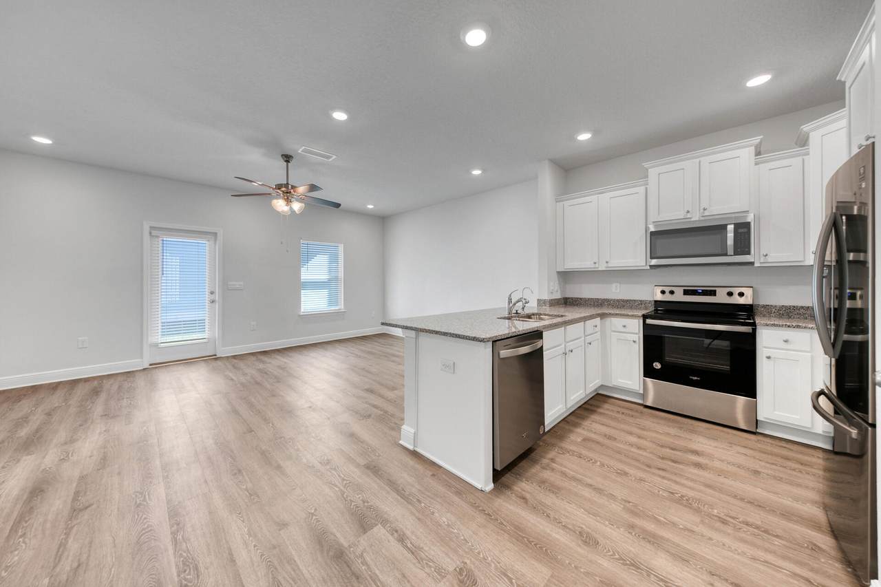 7 Sandy Cove Way - Photo 1