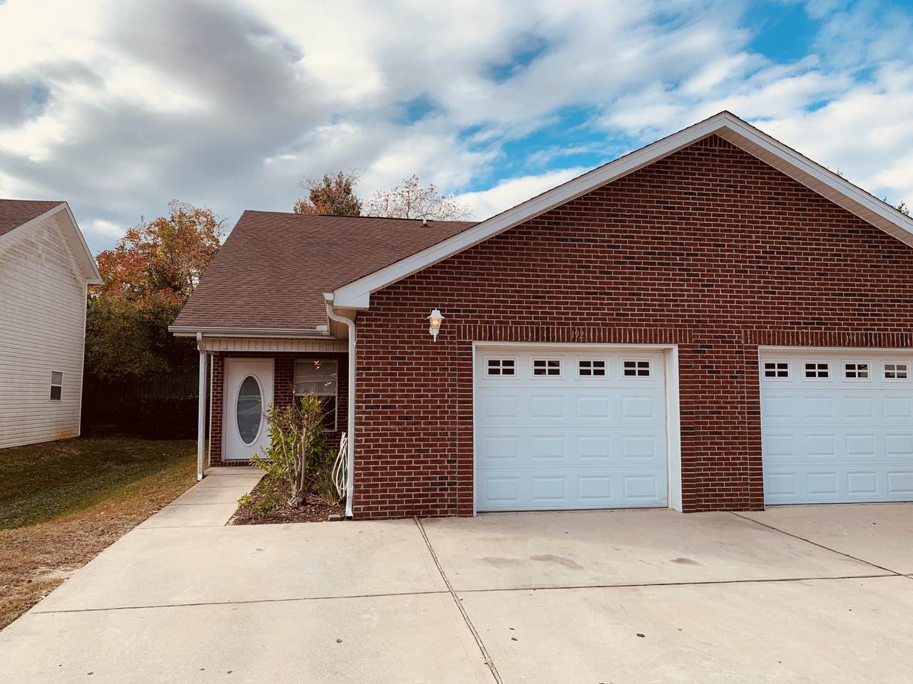 1014 Airport Rd - Photo 1