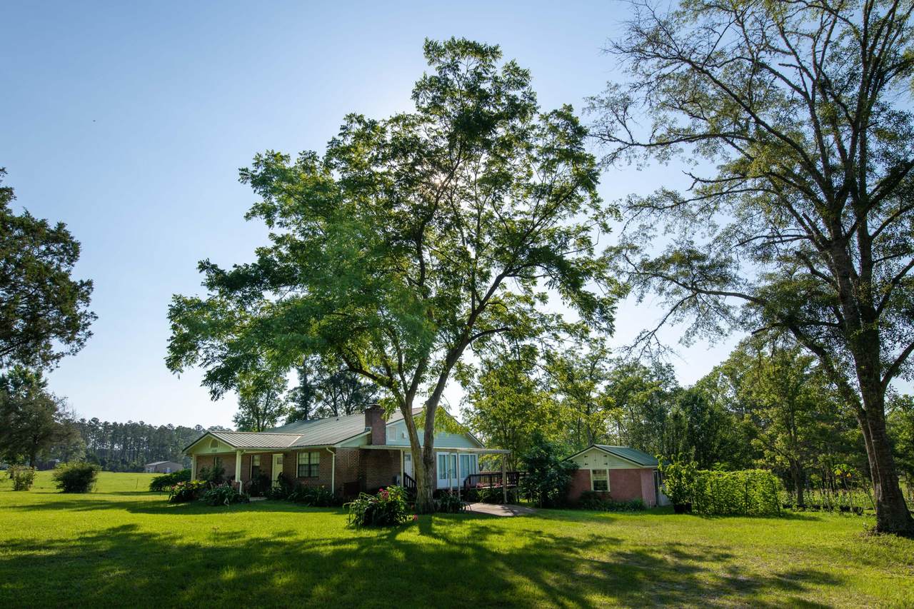 1525 Red Hill Road - Photo 1