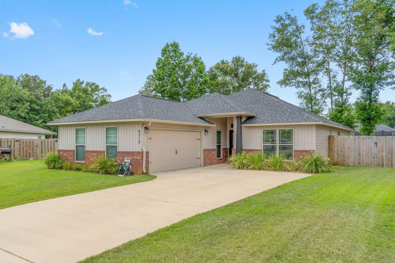 4319 Thistle Pine Court - Photo 1