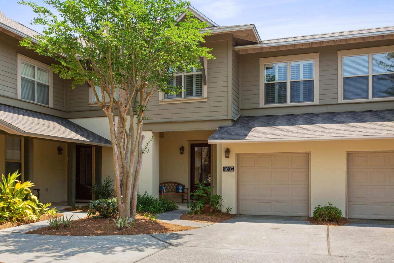 8602 Magnolia Bay Lane - Photo 1
