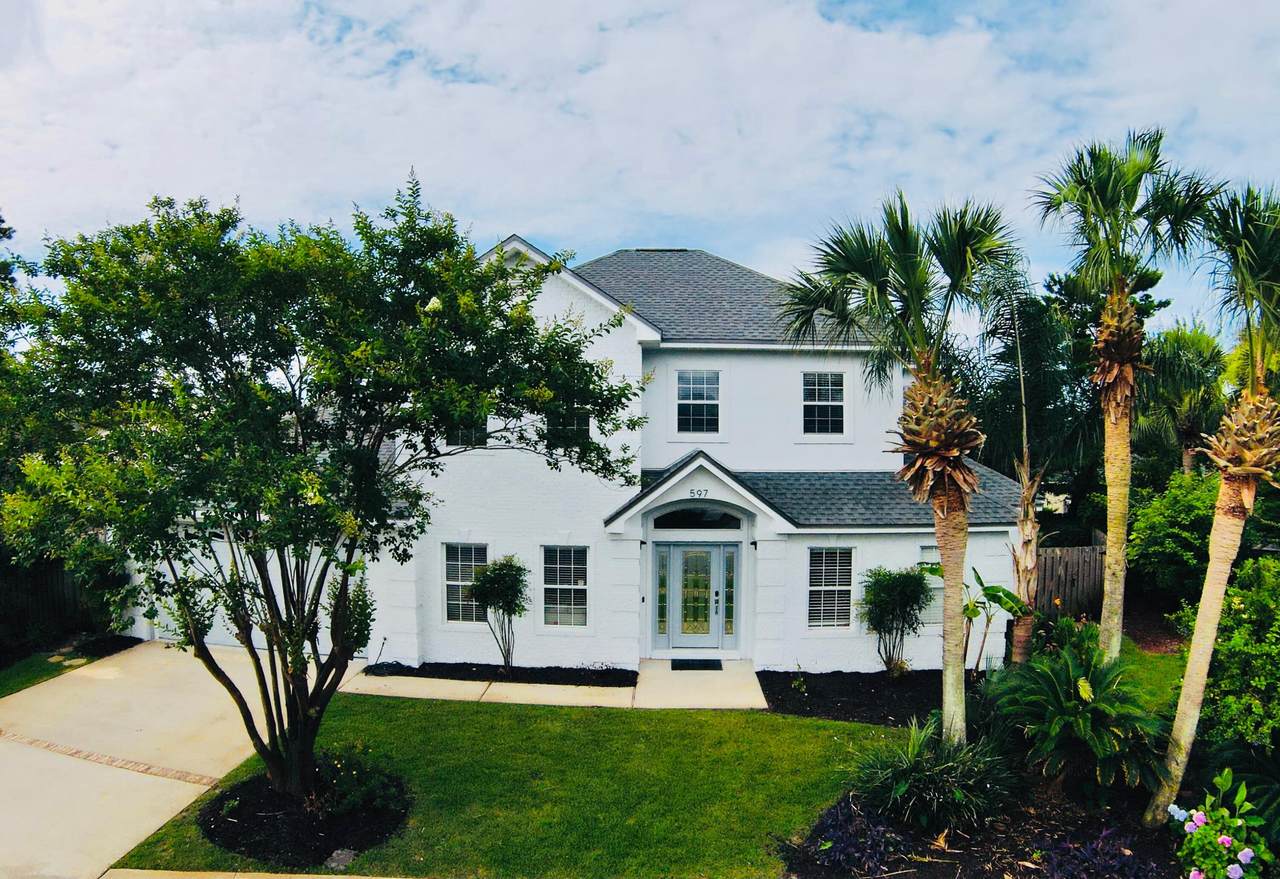 597 Avalon Boulevard - Photo 1
