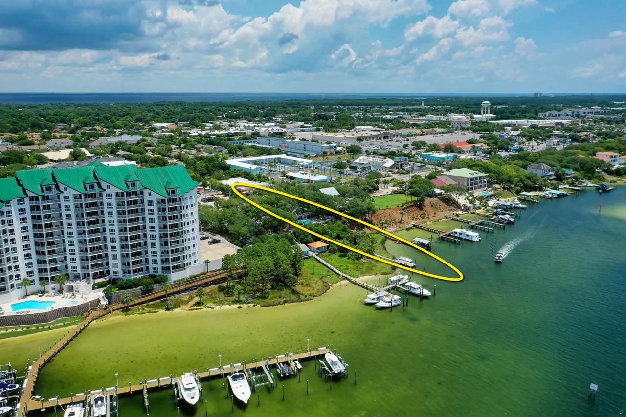702 Harbor Boulevard - Photo 1