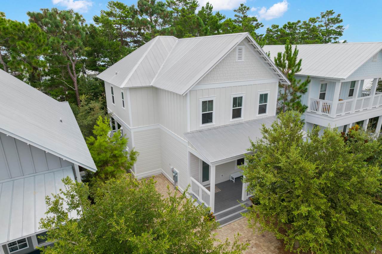 267 Emerald Beach Circle - Photo 1
