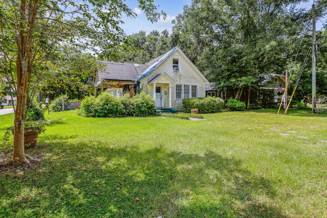 1425 Mallory Street - Photo 1
