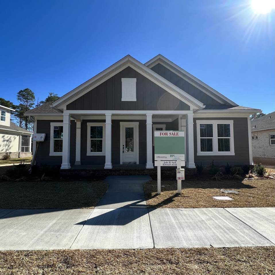 411 Sweetgrass Lane - Photo 1