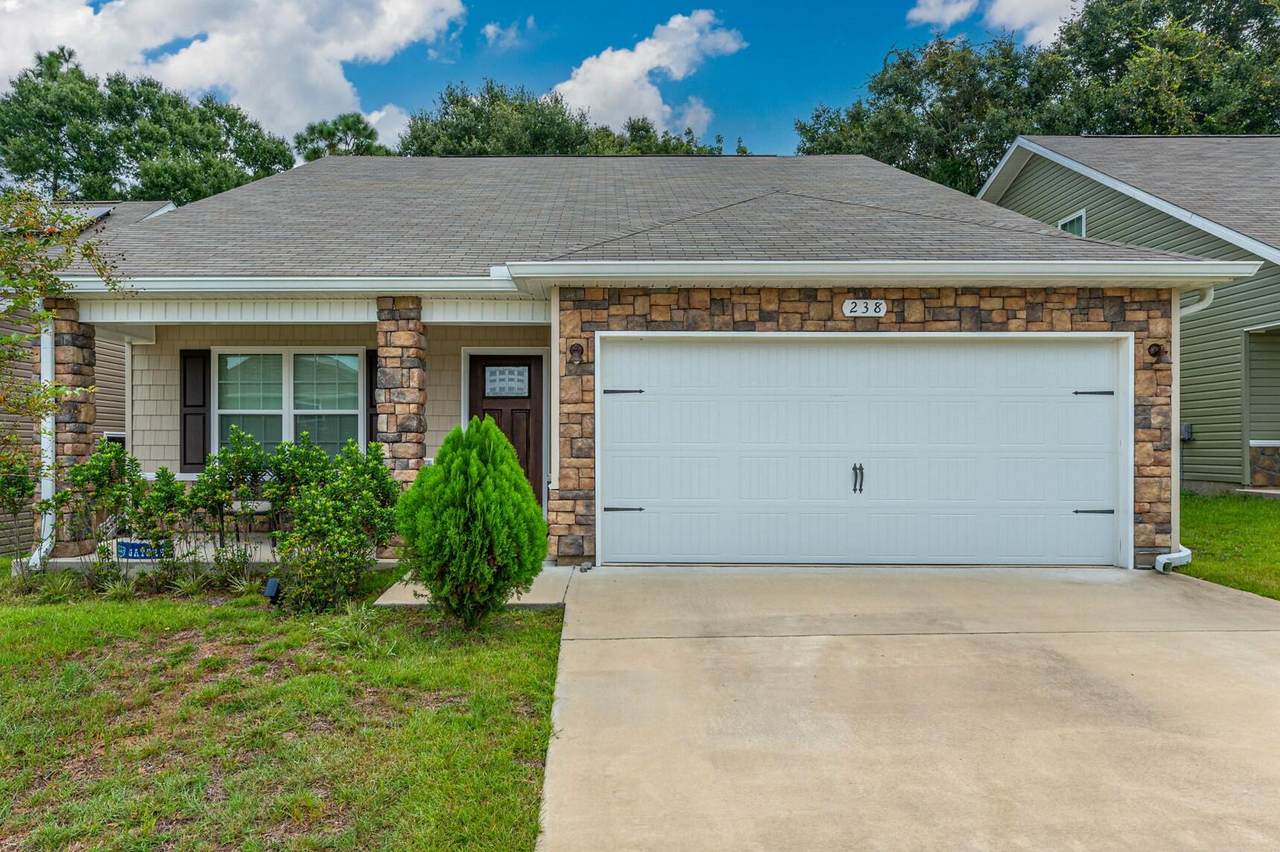 238 Wainwright Drive - Photo 1