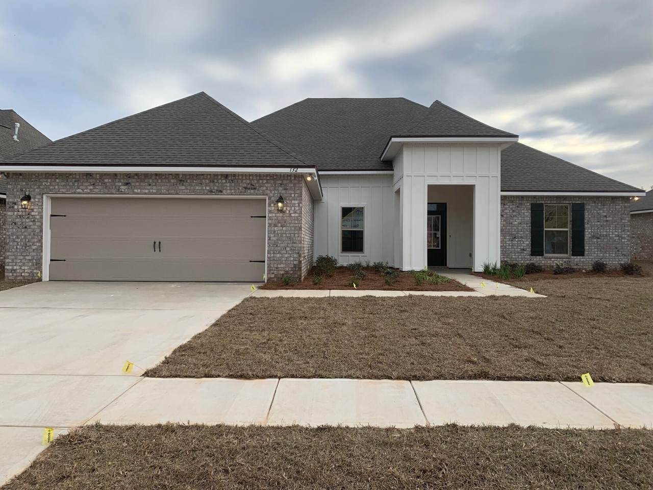 132 Blaze Boulevard - Photo 1