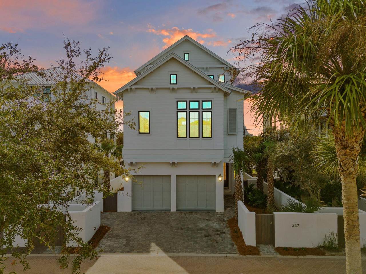 237 Sand Oaks Circle - Photo 1