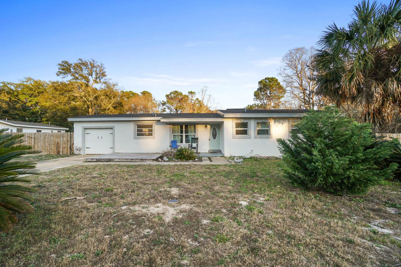 134 Bryn Mawr Boulevard - Photo 1