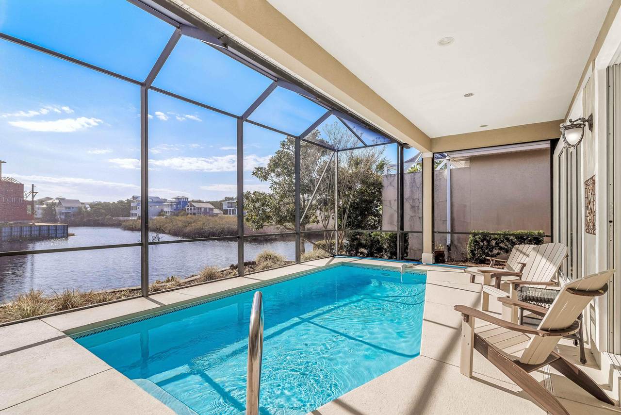 4612 Paradise Isle - Photo 1