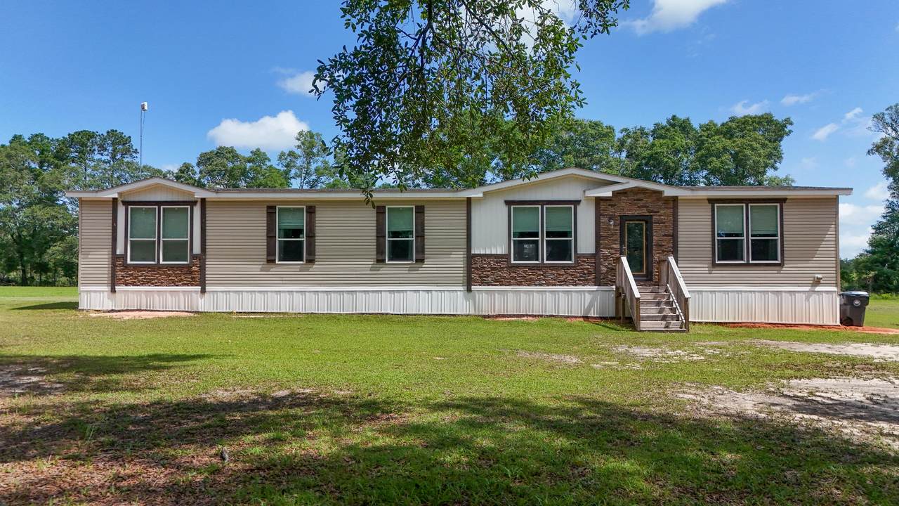 779 Blue Pond Lane - Photo 1