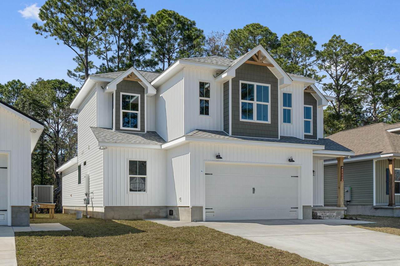 1445 Madelyn Wds Drive - Photo 1