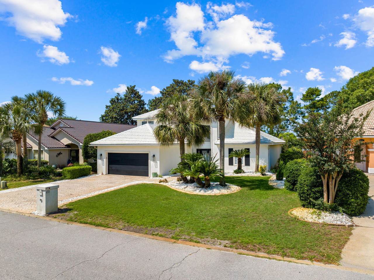 633 Emerald Bay Drive - Photo 1