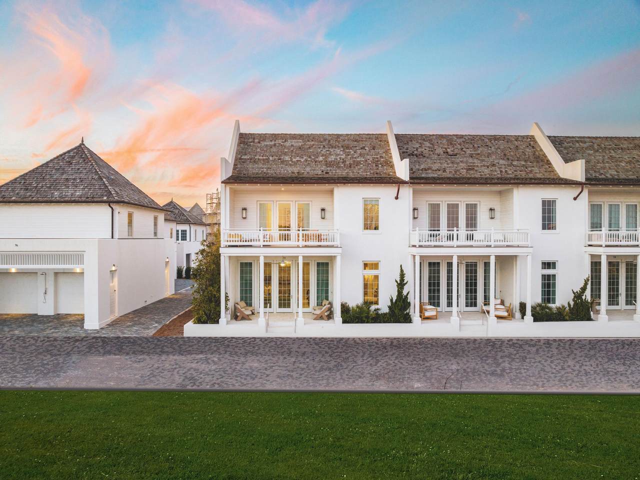 19 Astra Way - Photo 1