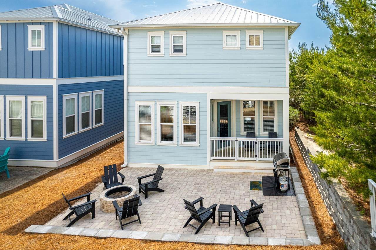 374 Gulfview Circle - Photo 1