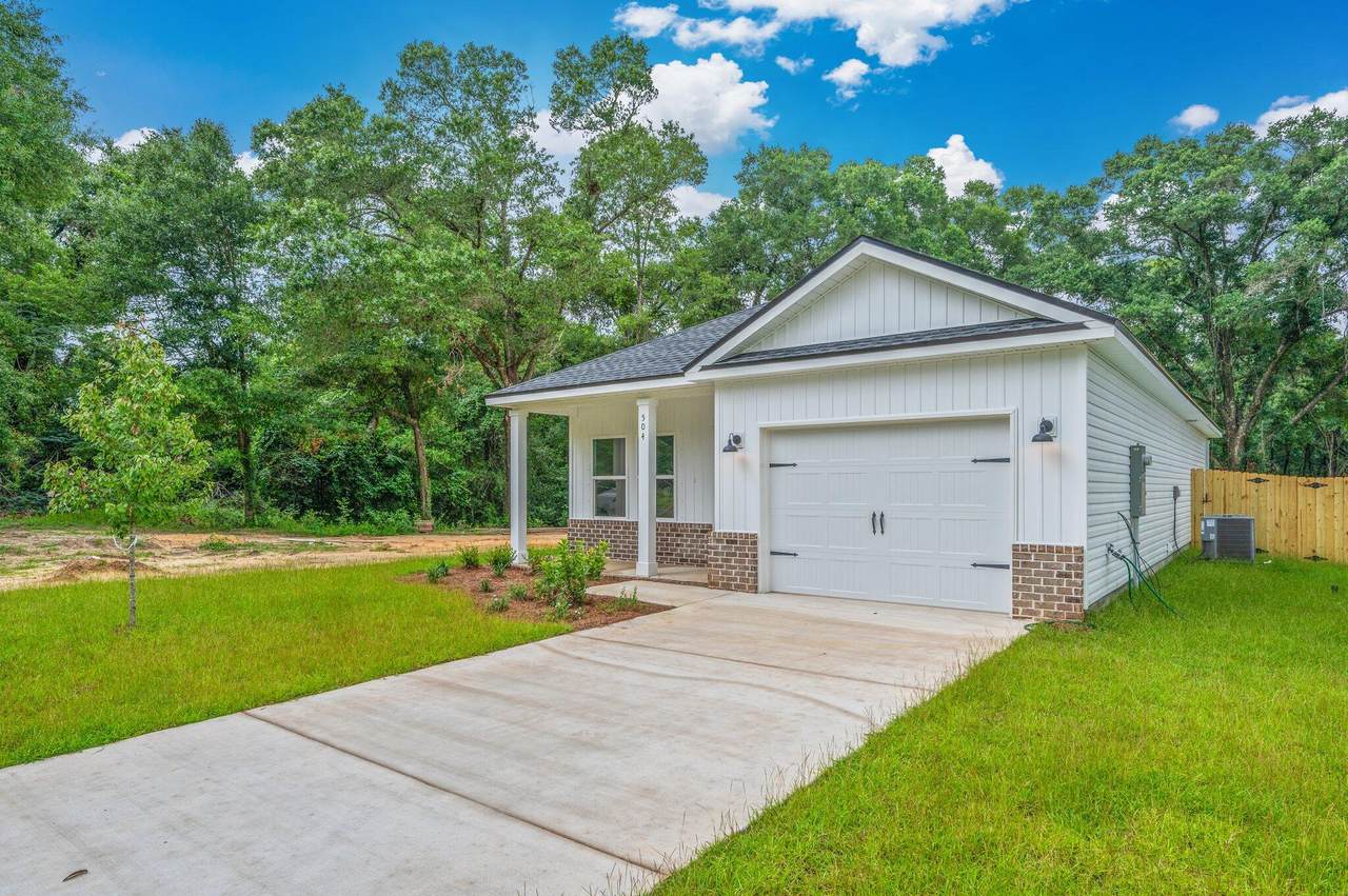 504 Lee Avenue - Photo 1