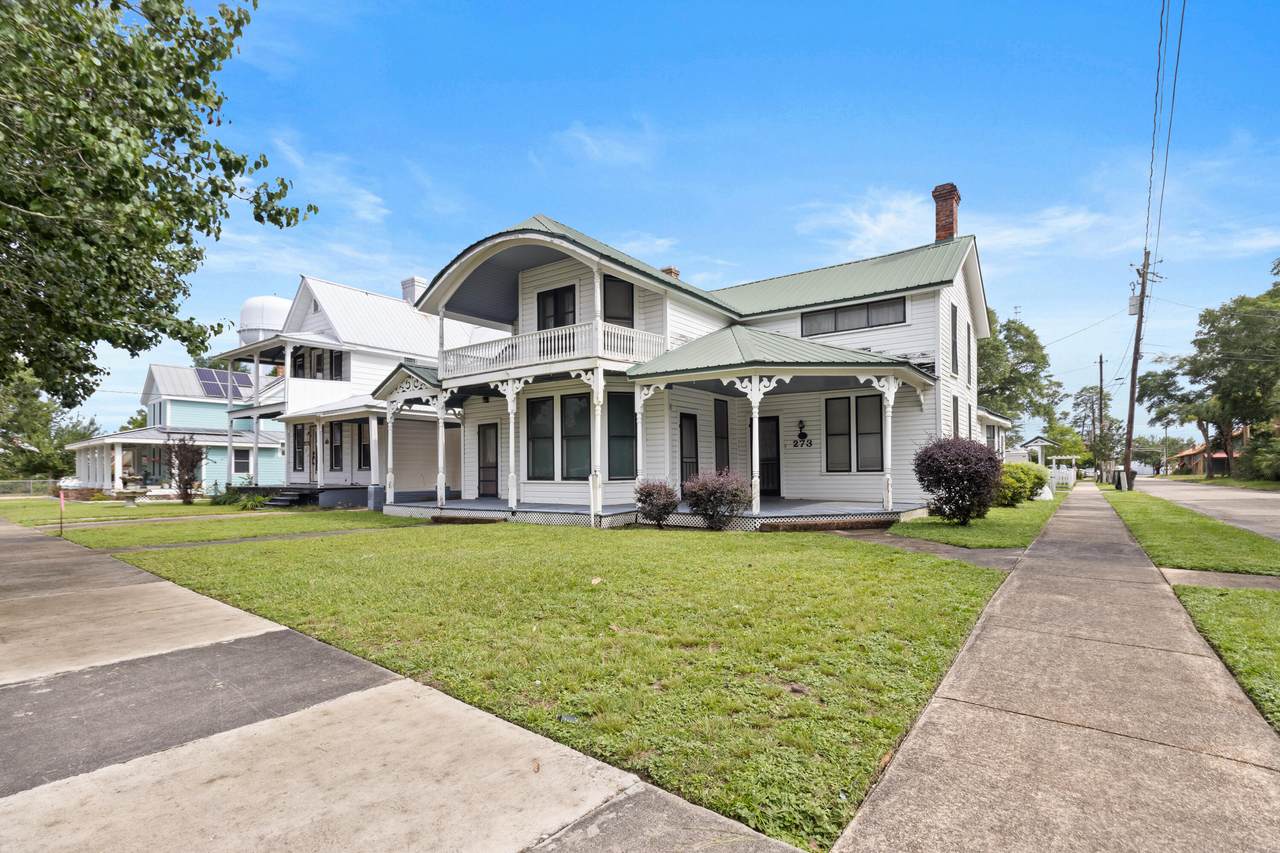 273 Live Oak Avenue - Photo 1