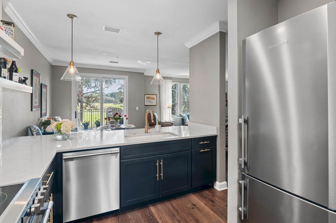 8569 Turnberry Court - Photo 1