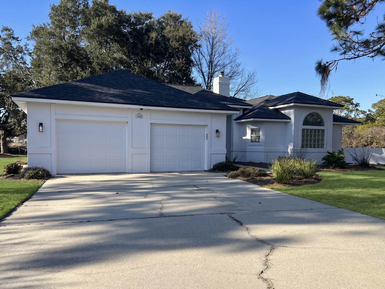1005 Shalimar Point Drive - Photo 1