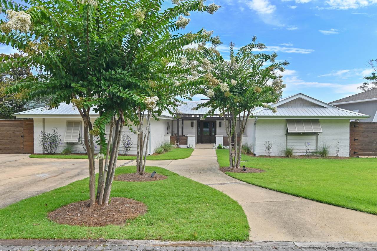 772 Bay Grove Road - Photo 1