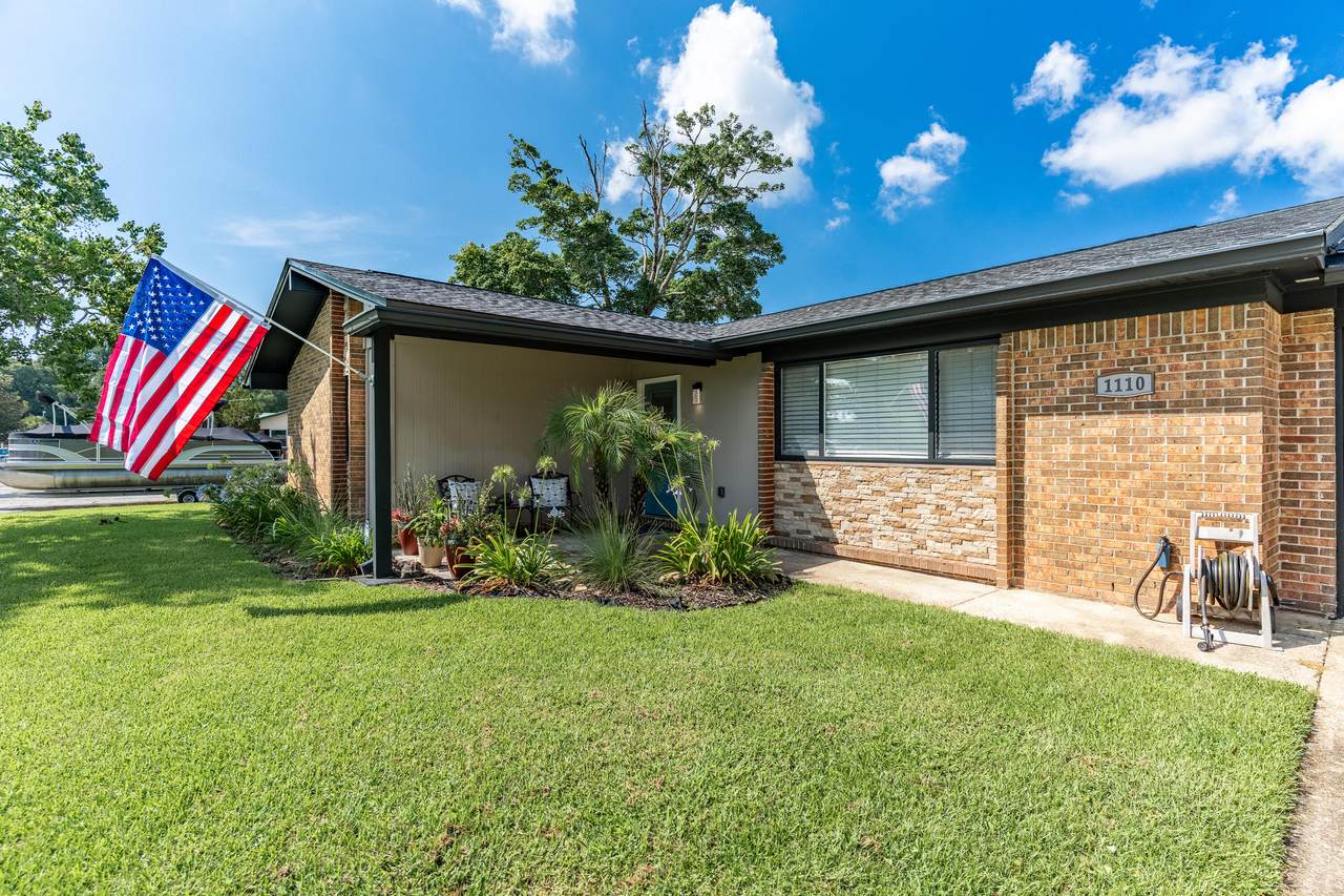 1110 Coral Drive - Photo 1