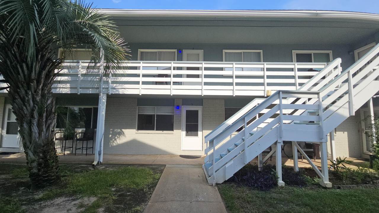 726 Eglin Parkway - Photo 1