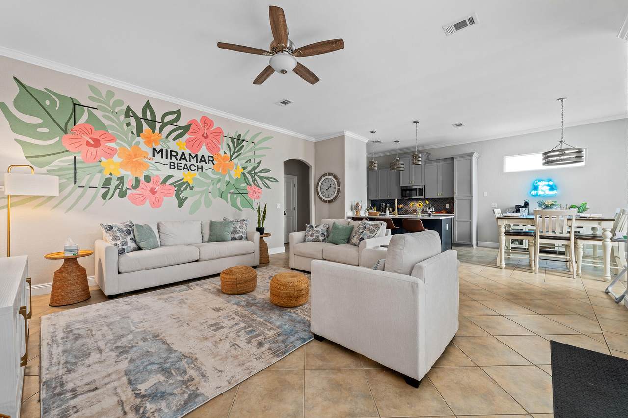 37 Aquamarine Cove - Photo 1