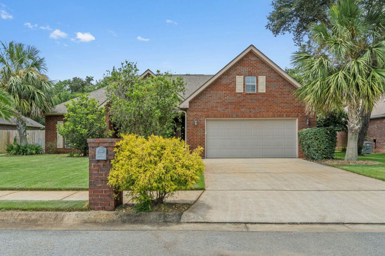 2803 Grand Bay Court - Photo 1