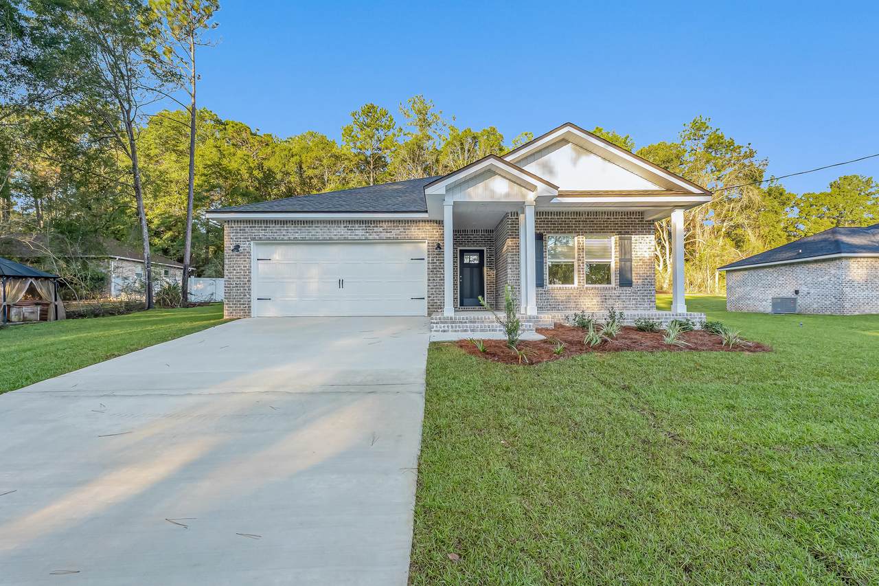 5848 Dogwood Drive - Photo 1