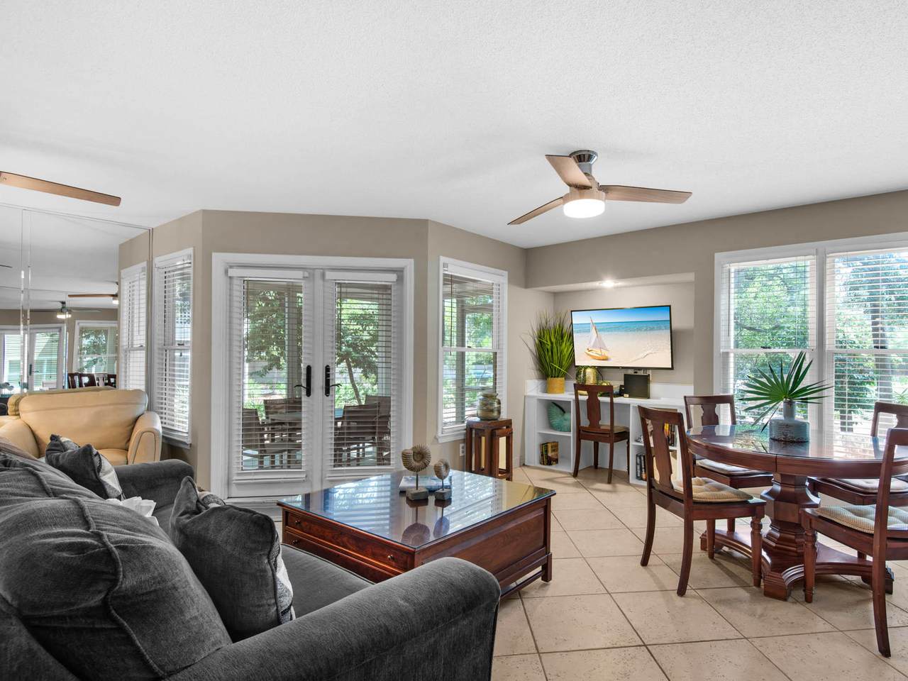 9815 Us Highway 98 - Photo 1