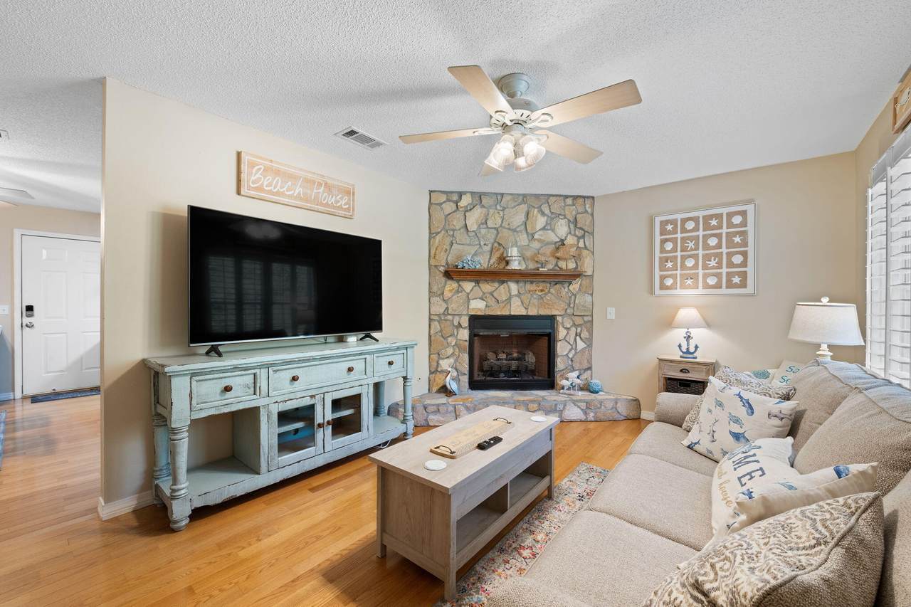 8365 Calle Mio - Photo 1