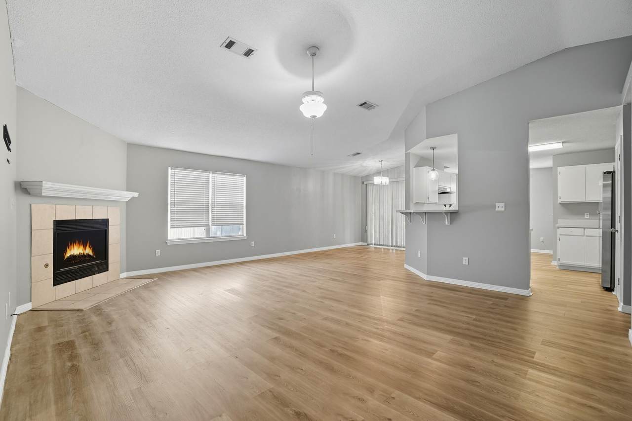 498 Rush Park Circle - Photo 1