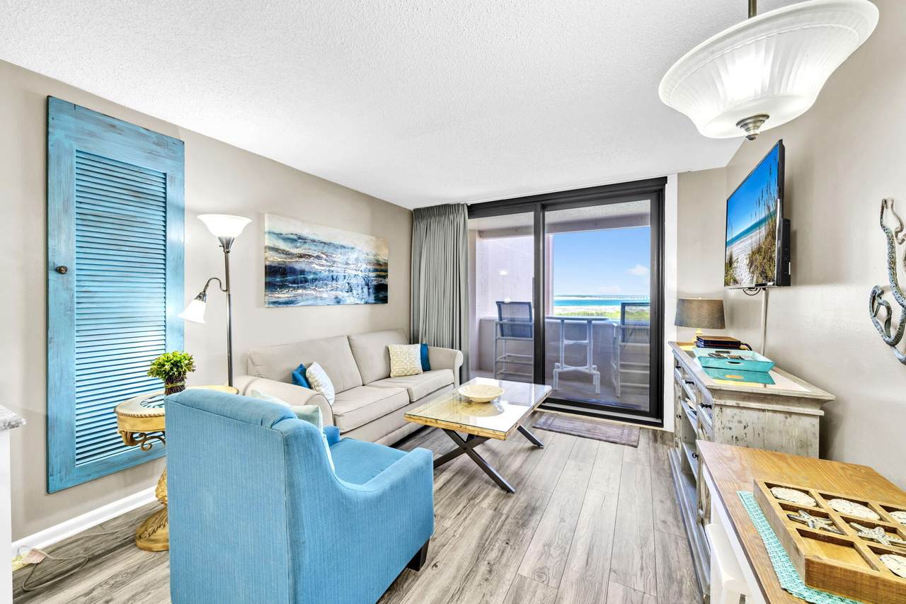 500 Gulf Shore Drive - Photo 1