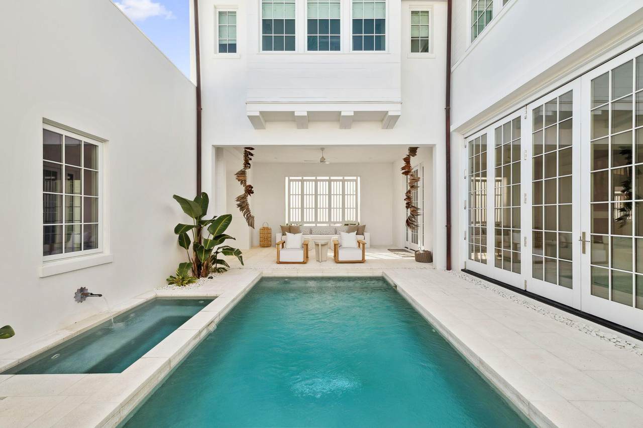 53 Portico Lane - Photo 1