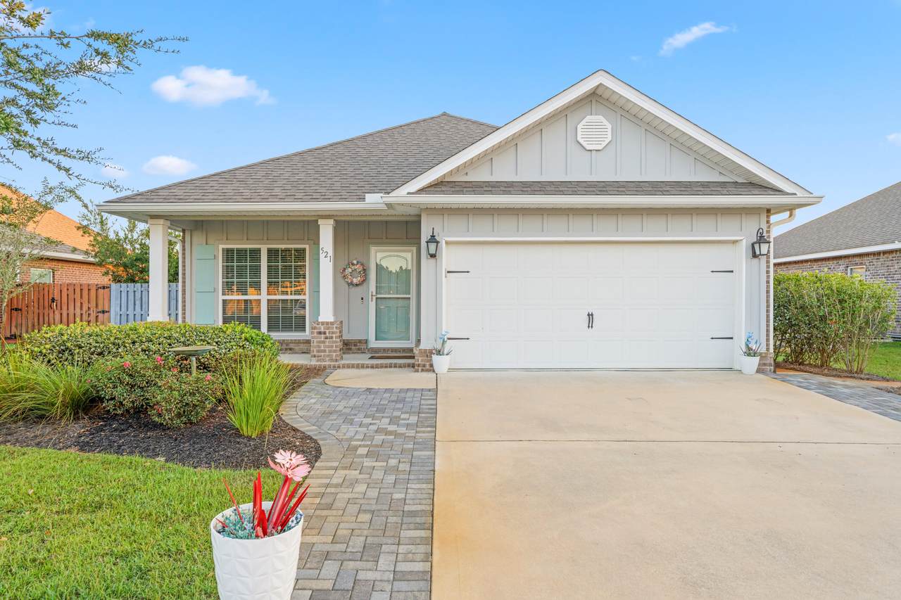 521 Cornelia Street - Photo 1