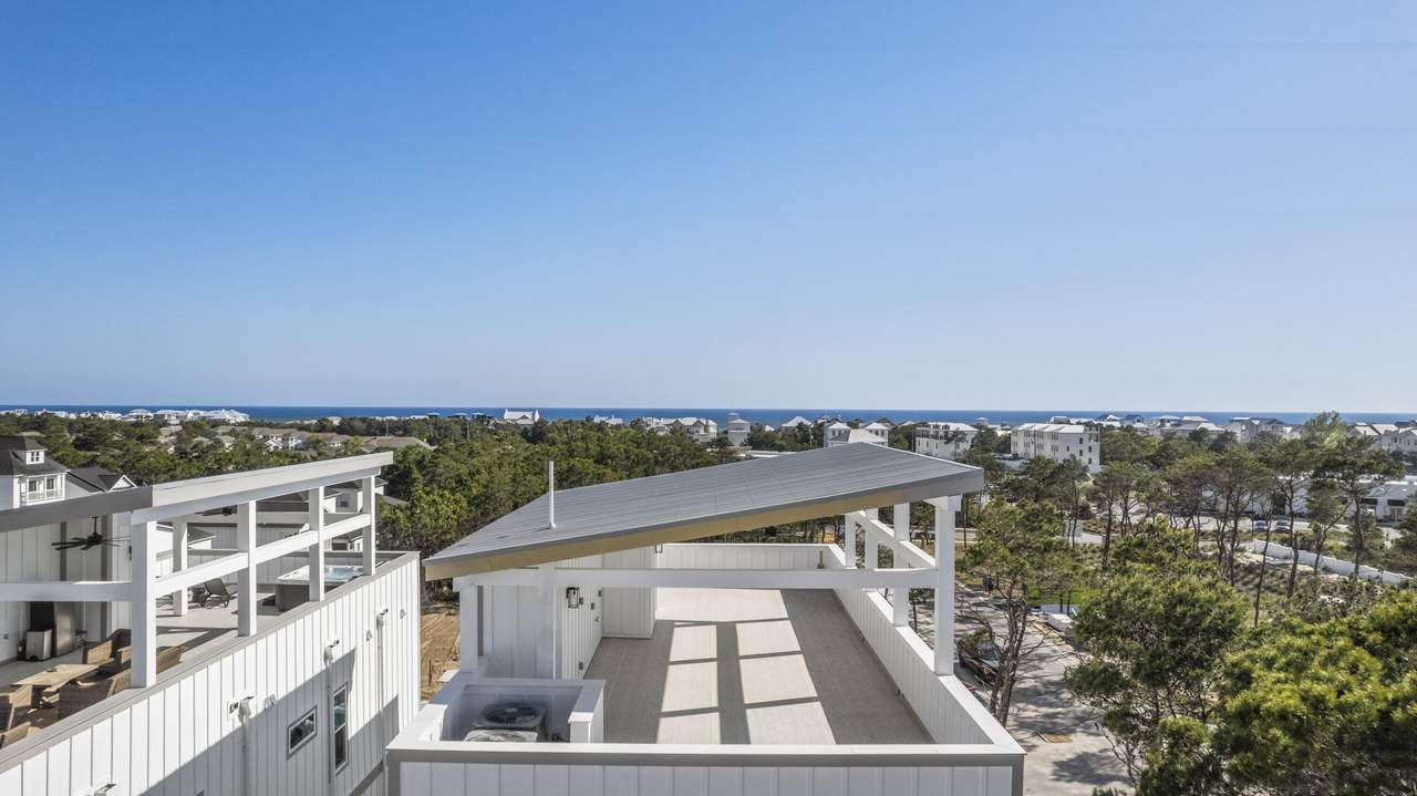 24 Queen Palm Drive - Photo 1