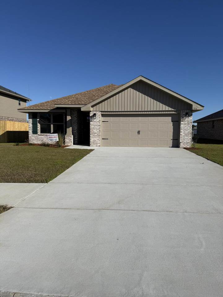 197 Ridgeway Circle - Photo 1