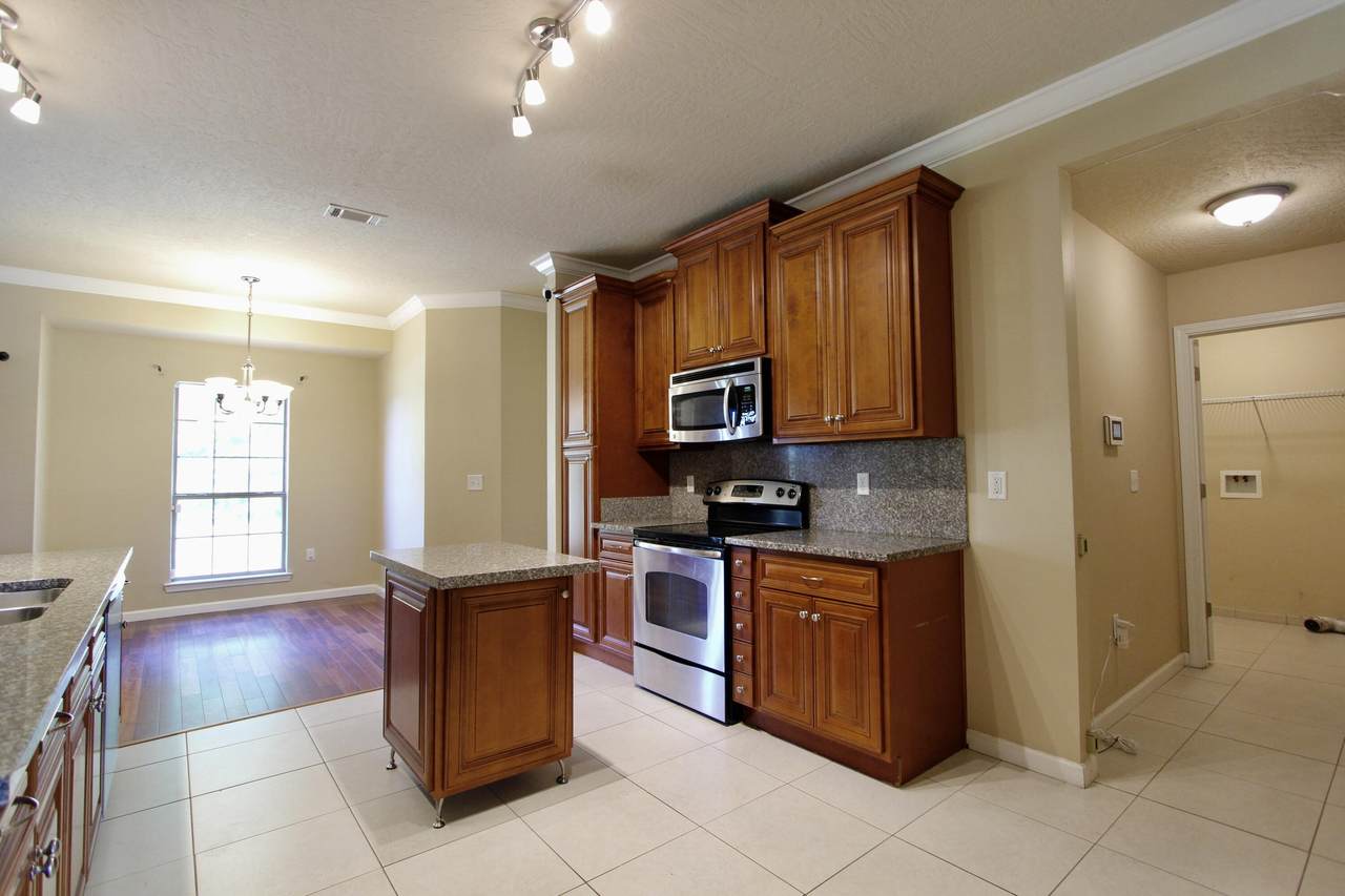 5260 Moore Loop - Photo 1