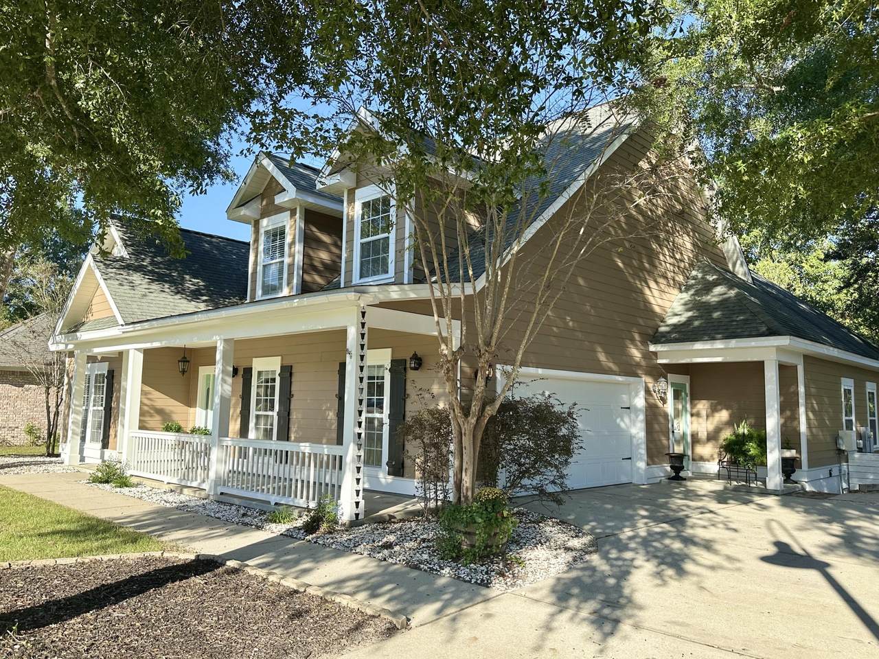 786 Symphony Way - Photo 1