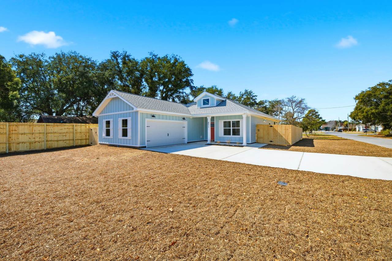 8511 Barrancas Street - Photo 1