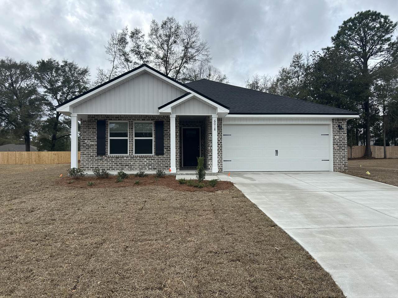 6018 Oak Hollow Way - Photo 1