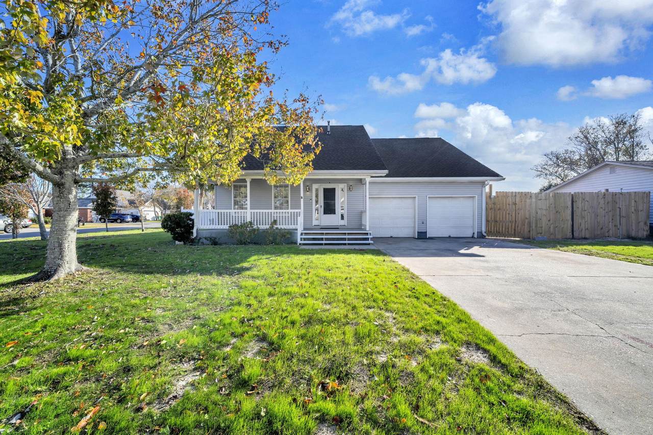 1207 Quail Wood Drive - Photo 1