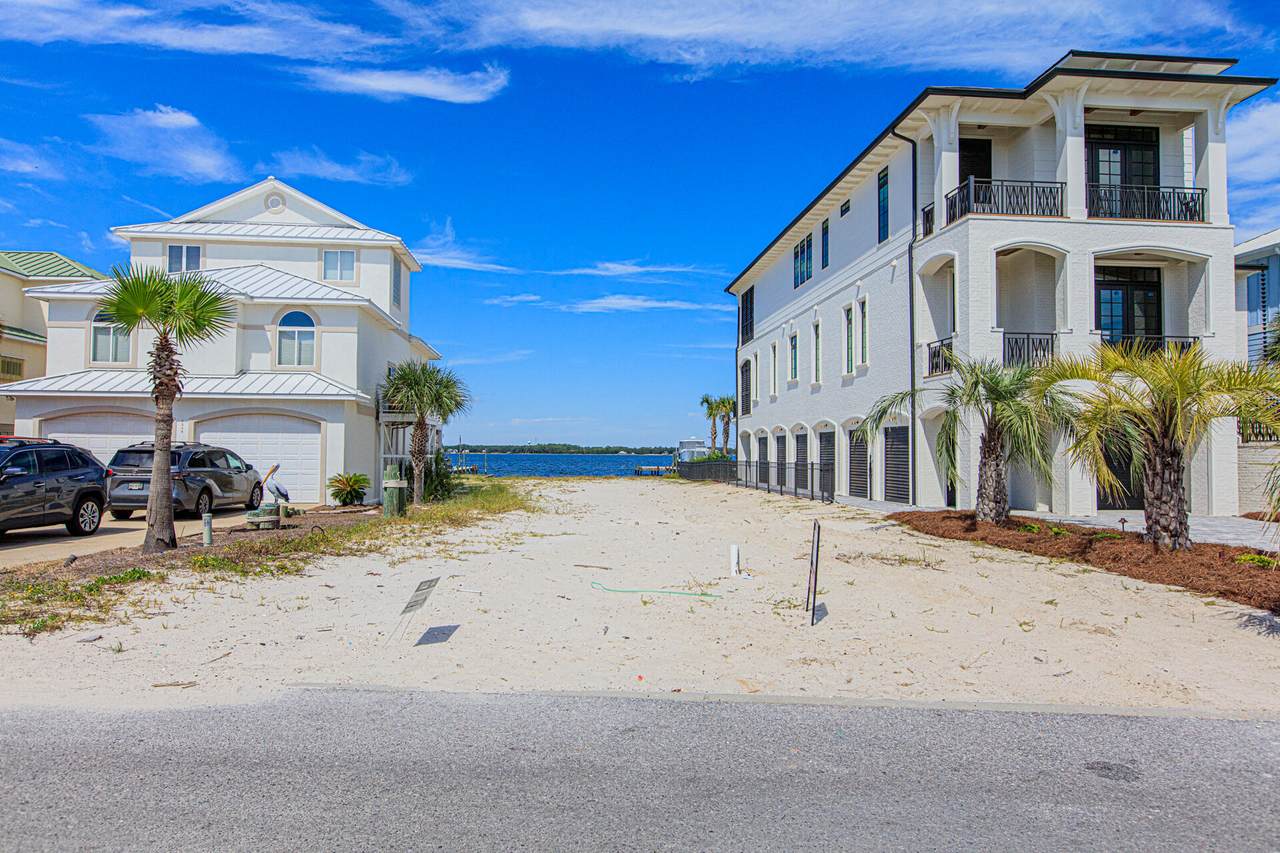 7342 Grand Navarre Boulevard - Photo 1