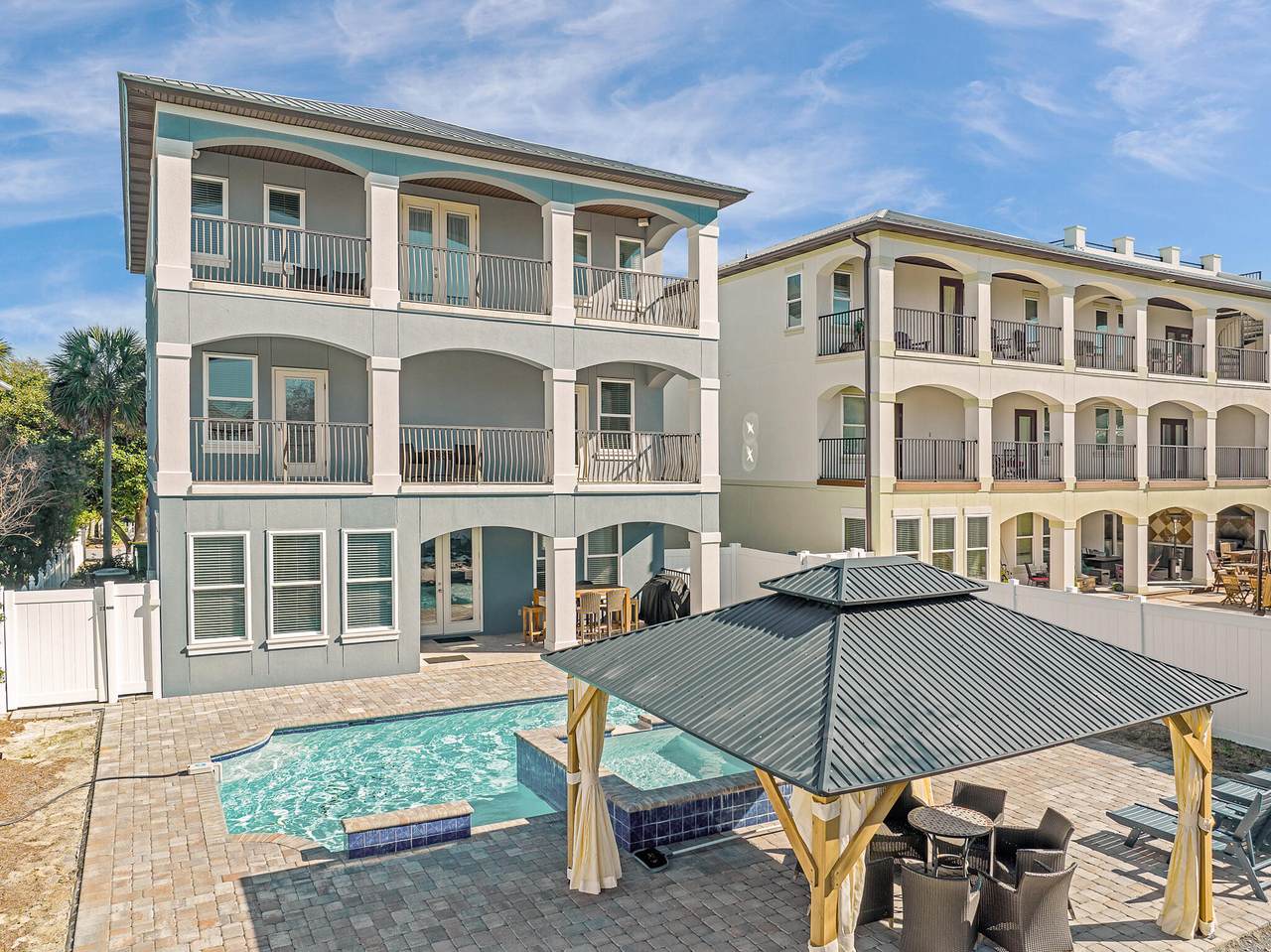 92 Woodward Street - Photo 1