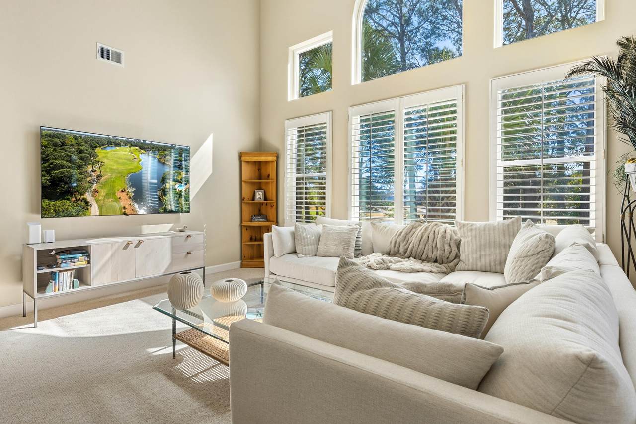 8528 Turnberry Court - Photo 1