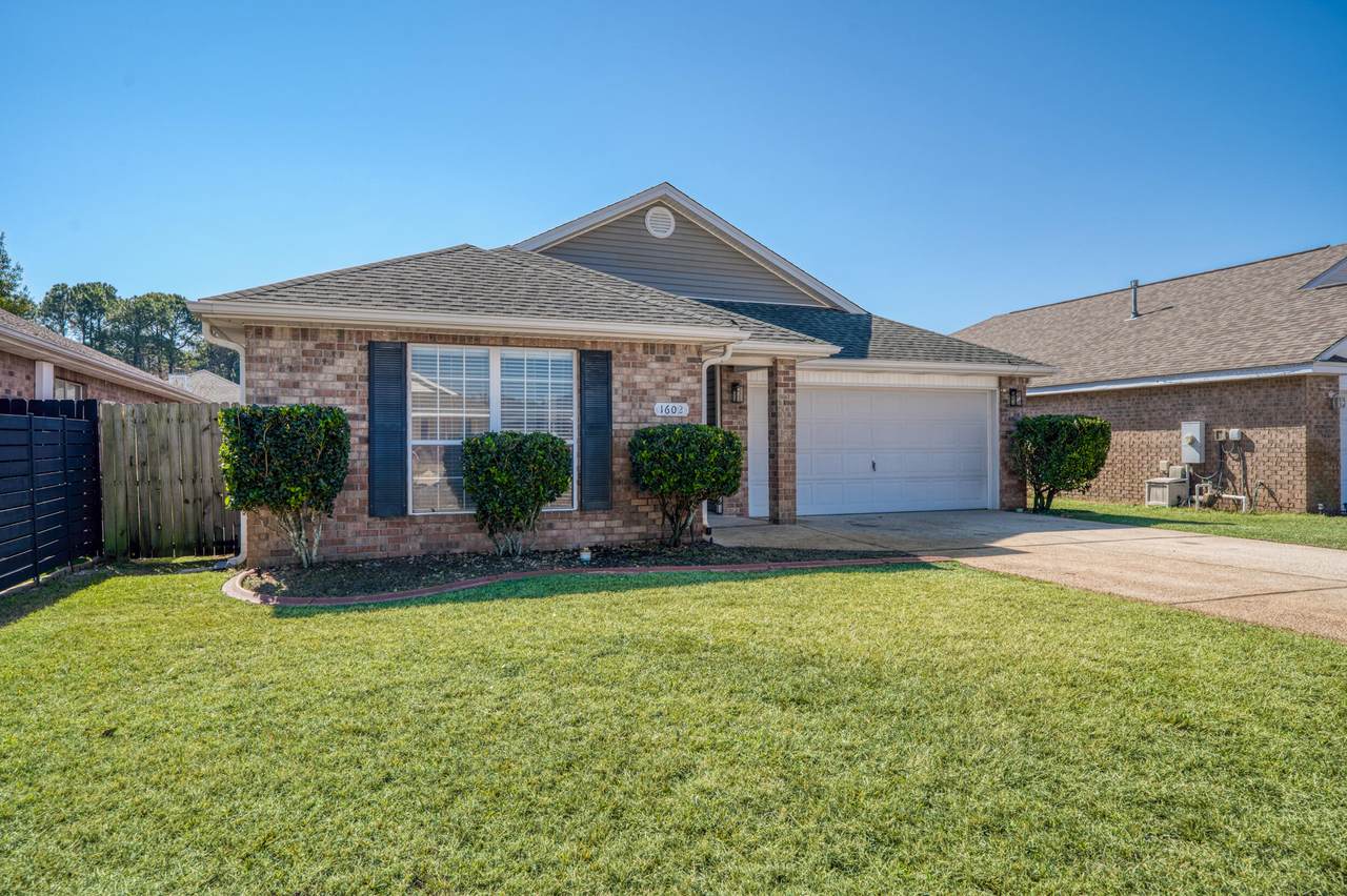 1602 Trent Street - Photo 1