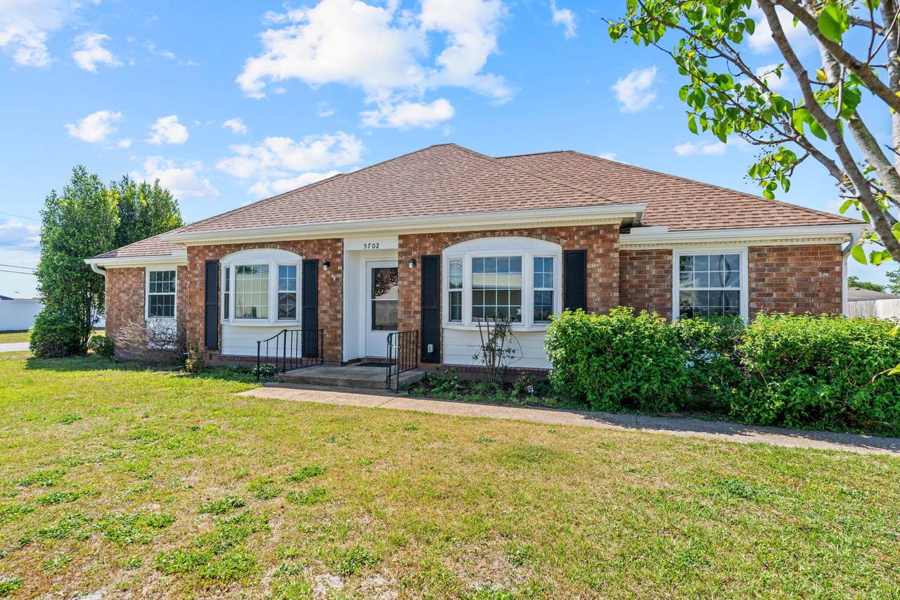 5702 Lakewood Drive - Photo 1