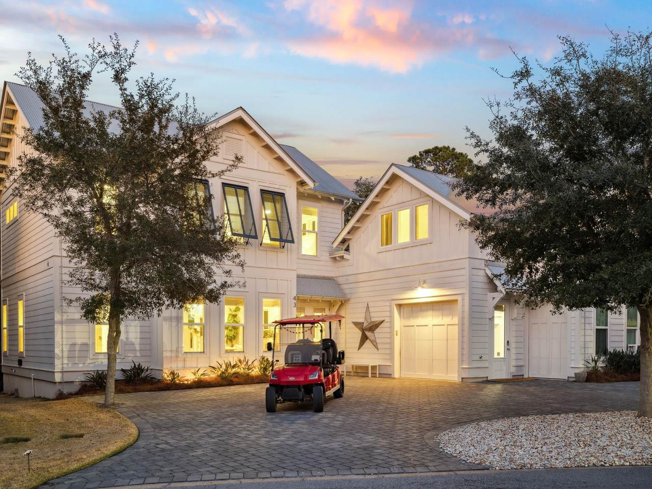 43 Suzanne Drive - Photo 1